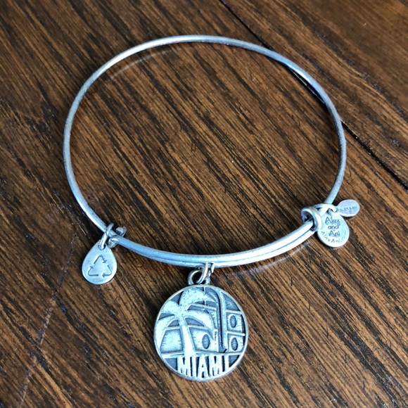 Alex and Ani Jewelry - Alex and Ani bangle Alex and Ani Jewelry - Alex and Ani bangle